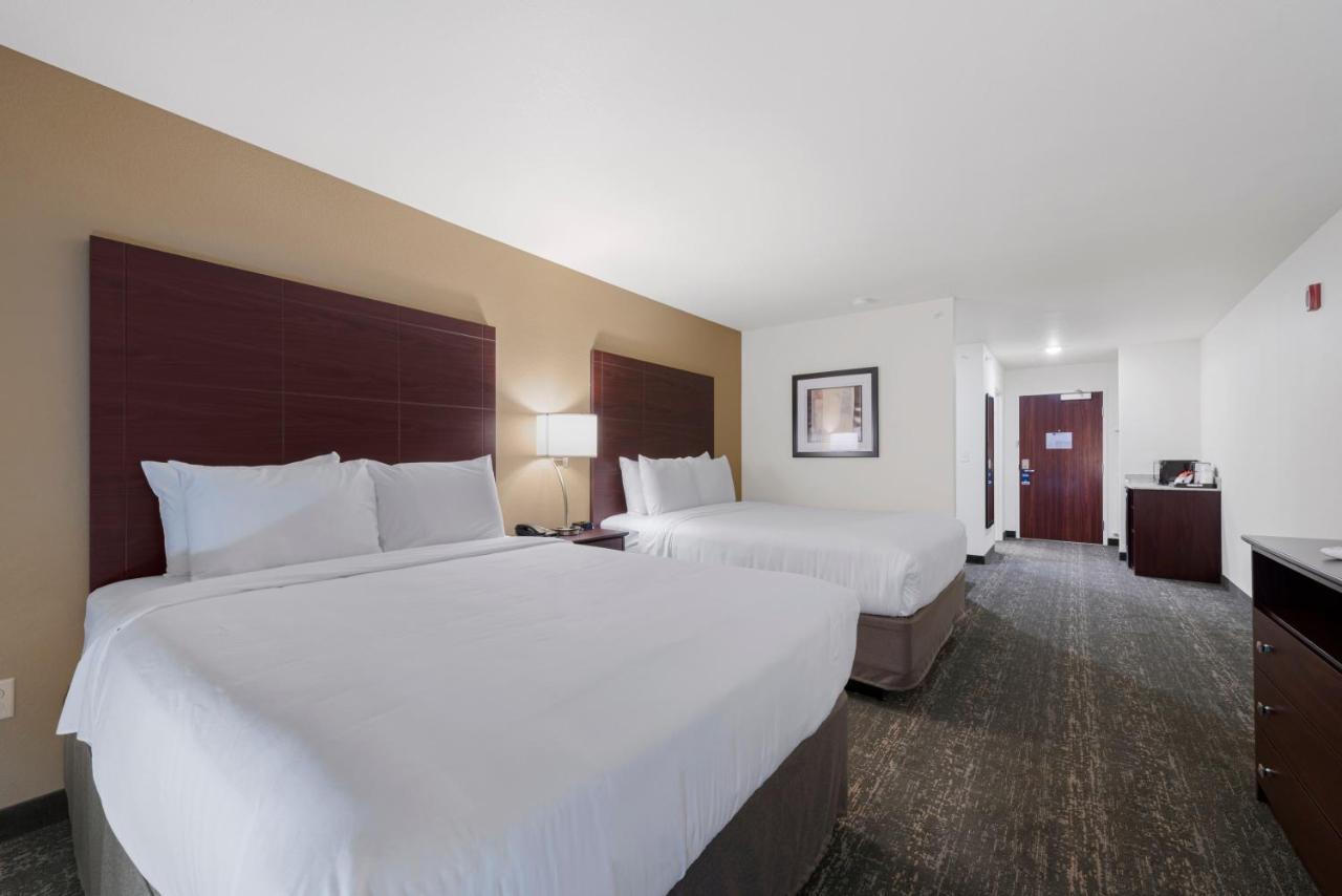 Cobblestone Hotel & Suites - Urbana Экстерьер фото