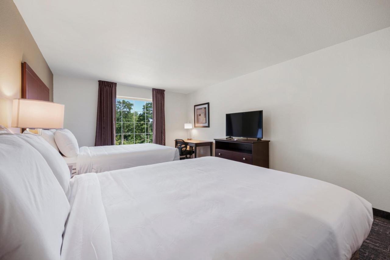 Cobblestone Hotel & Suites - Urbana Экстерьер фото